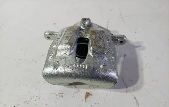 Peugeot 807 Front brake caliper 4401C6