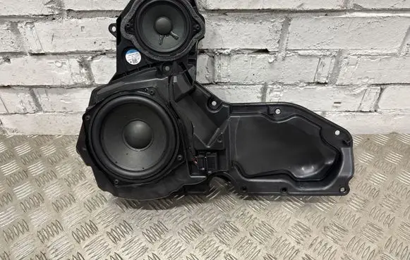 Audi A6 S6 C8 4K Front door speaker 4K0035298