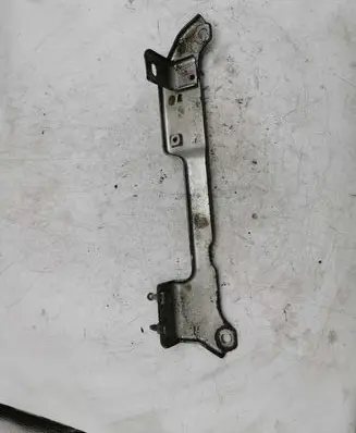 Toyota Auris 150 other engine part NOCODE