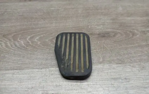 Clutch pedal