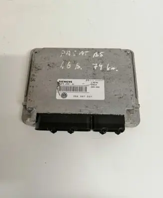 Volkswagen PASSAT B5 Engine control unit/module 5WP4250 3B0907557