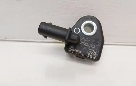 Skoda Octavia Mk3 (5E) Airbag deployment crash/impact sensor 3Q0959351A