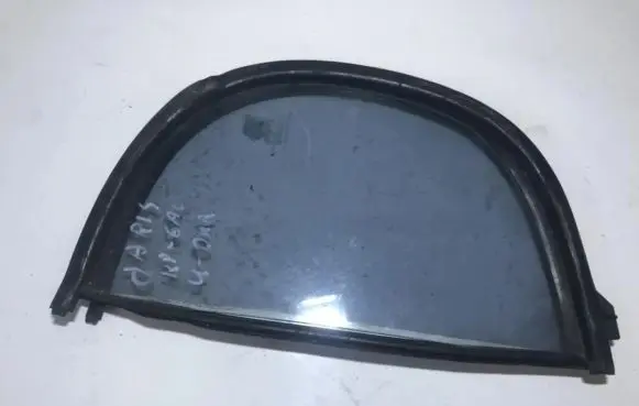 Rear vent window glass