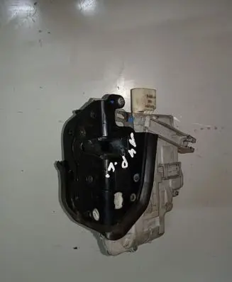 Audi A4 S4 B7 8E 8H Front door lock 8E1837016AA