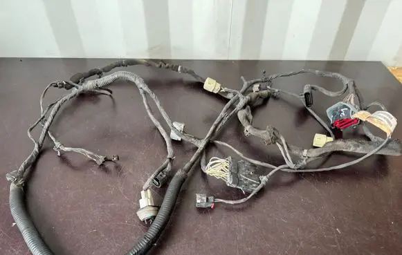 Dodge Durango Cooling fan wiring P68456882AB 68456882AB