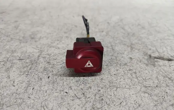 Citroen C4 I Hazard light switch