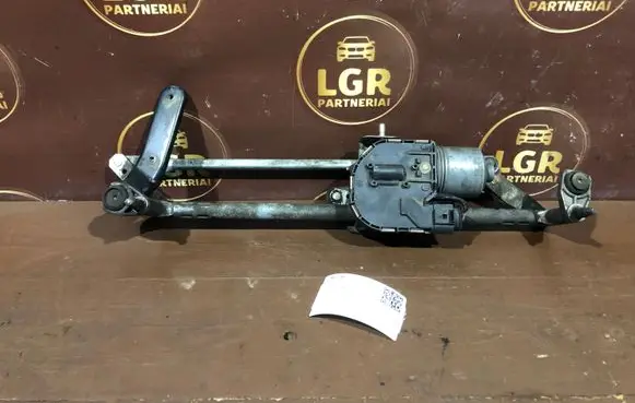 Skoda Octavia Mk2 (1Z) Front wiper linkage and motor 1Z1955119C 1Z1955023E