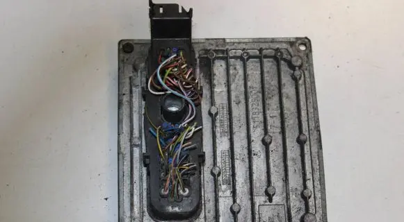 Ford Focus Engine control unit/module 7M5112A650AFD S118934202