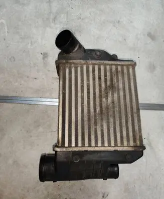 Audi A6 S6 C6 4F Intercooler radiator