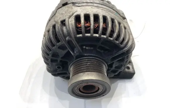 Volvo XC90 Generator/alternator 30667788