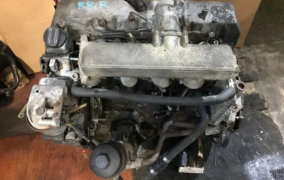 Mercedes-Benz Sprinter W901 W902 W903 W904 Engine