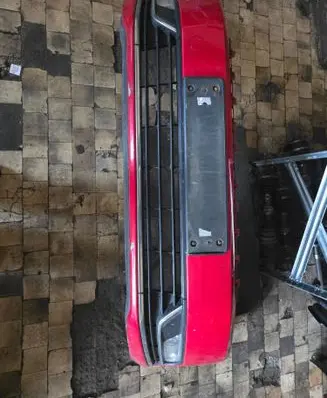 Volkswagen PASSAT B7 Front bumper 