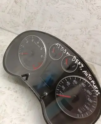 Audi A3 S3 8P Speedometer (instrument cluster) 8P0920981E