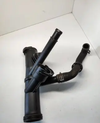 Volkswagen Golf VII Engine coolant pipe/hose 04L121026F 04L121071E 5Q0122058E