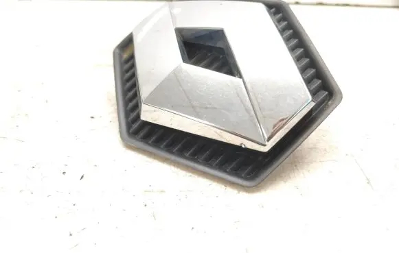 Renault Espace IV Manufacturer badge logo/emblem 