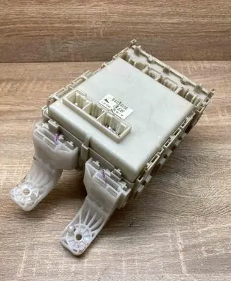 Toyota Prius (XW20) Fuse module 406220119 41030597