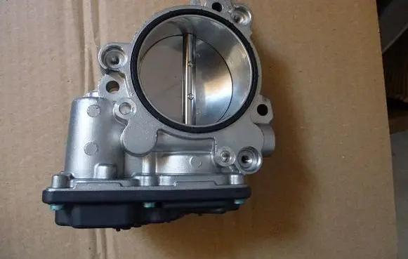 BMW 1 F20 F21 Throttle body valve A3C0067750000