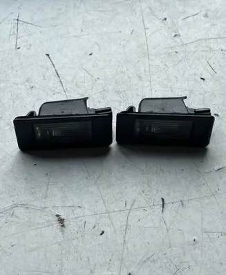 Opel Zafira C Number plate light 13590043