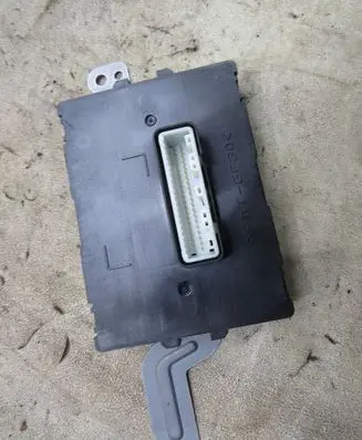 Suzuki SX4 S-Cross Air conditioner control unit module 39530-61M00