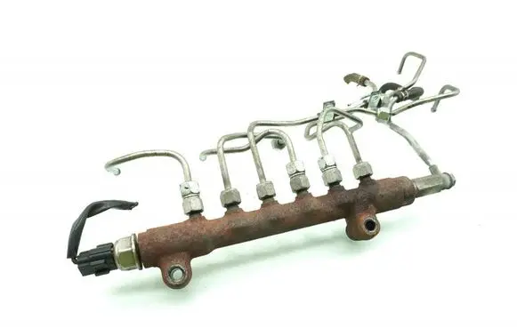 Fuel main line pipe