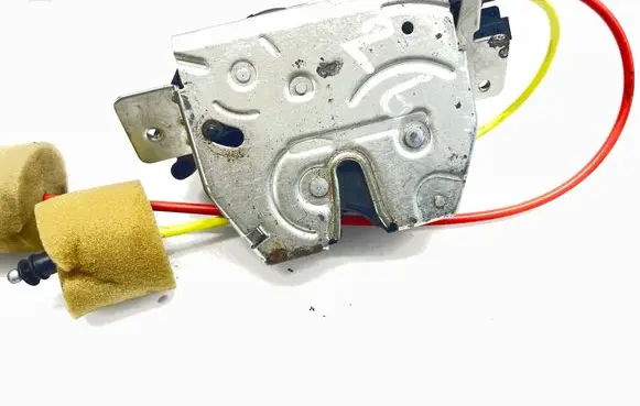 Mercedes-Benz E W211 Tailgate/trunk/boot lock/catch/latch A2117400036