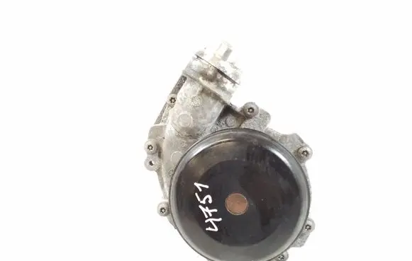 Infiniti Q30 Water pump A6512000501