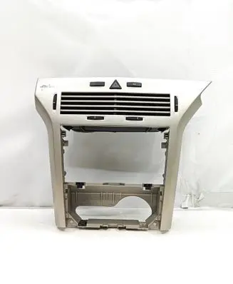Opel Astra H Dash center air vent grill 331985437