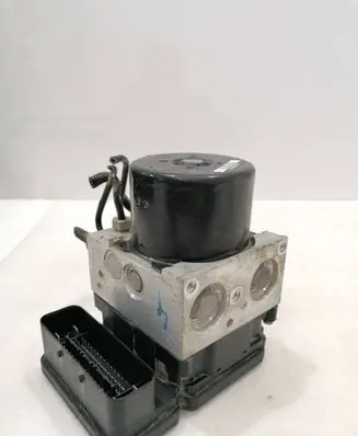 Volvo V60 ABS Pump 31329137 10061935501 10092604093