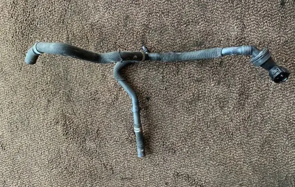 BMW 2 F46 Engine coolant pipe/hose 8580486
