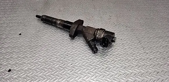 Renault Espace III Fuel injector 0445110038 8200010074