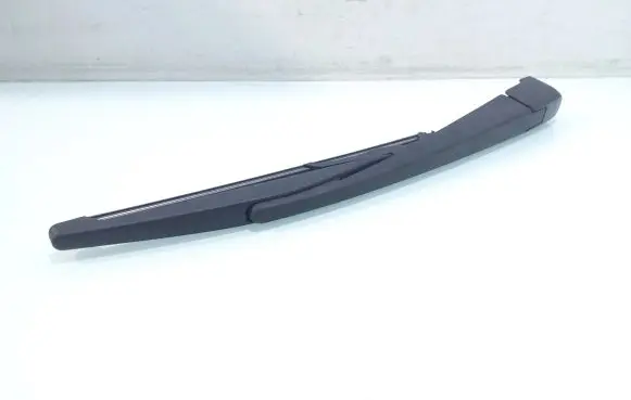 Mazda CX-3 Rear wiper blade arm A3592