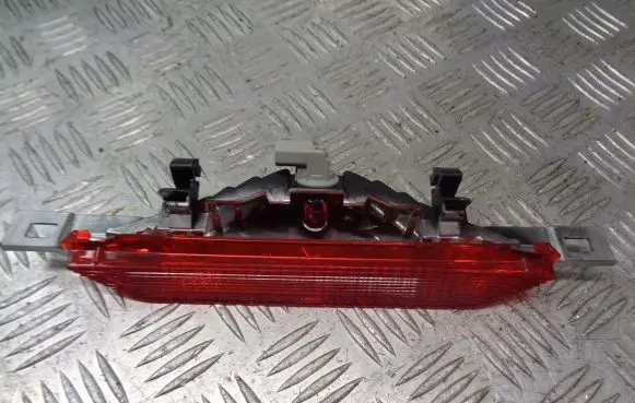 Toyota Corolla E120 E130 Third/center stoplight