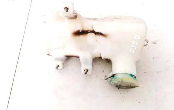 Mazda 626 Windshield washer fluid reservoir/tank 860141219 860141-219