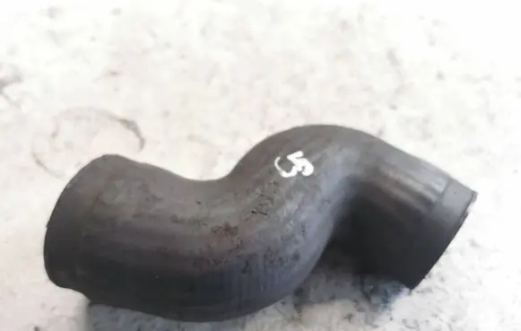 Audi A6 S6 C5 4B Intercooler hose/pipe 073145745a