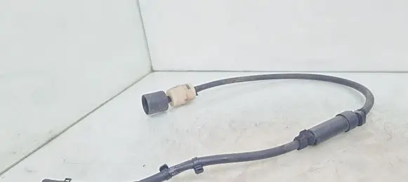 Audi A8 S8 D3 4E Breather hose/pipe 15154700631