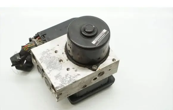 Mercedes-Benz CLK A209 C209 ABS Pump A0044312912 A2095452932