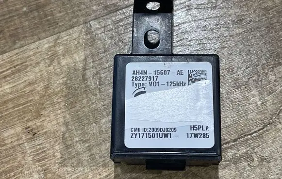 Jaguar F-Type Ignition lock AH4N15607AE 28227917 ZY171501UW1