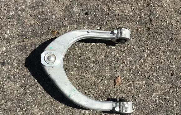 Land Rover Range Rover Sport L494 Front upper control arm/wishbone PLA3084A