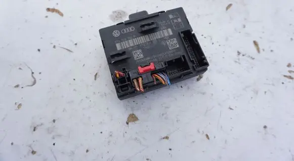 Audi A4 S4 B8 8K Door control unit/module 8T0959793P