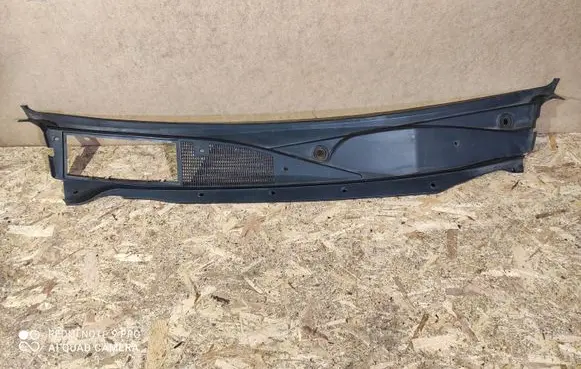 Cadillac SRX Wiper trim 25773455