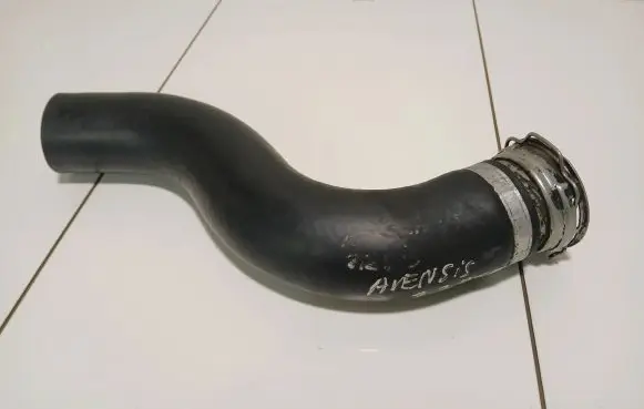 Toyota Avensis T250 Intercooler hose/pipe