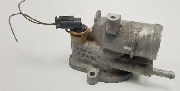 Mercedes-Benz C W204 Thermostat housing A6462000715
