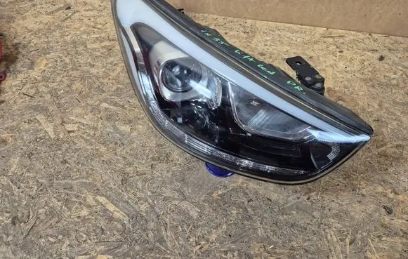 Hyundai ix35 Headlight/headlamp