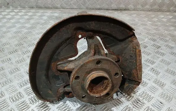 Volvo V70 Front wheel hub spindle knuckle 