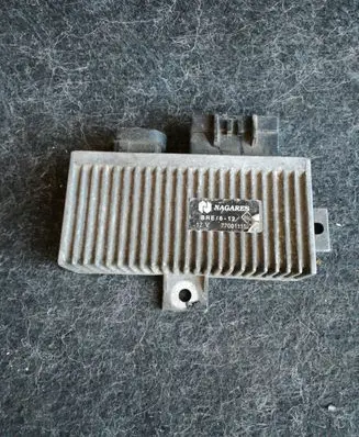 Renault Scenic I Glow plug pre-heat relay 7700111525