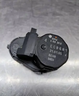 BMW 6 E63 E64 Air flap motor/actuator 6930301