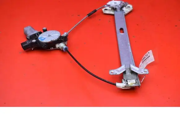 Honda Accord Front door window regulator with motor CM011250