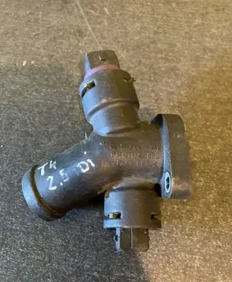 Volkswagen Transporter - Caravelle T4 Engine coolant pipe/hose 074121132