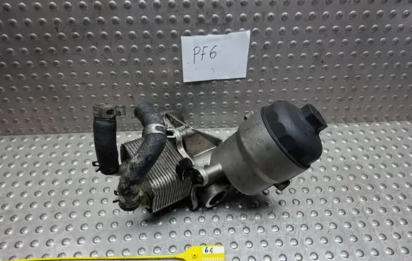 Honda Civic Oil filter mounting bracket S26405649 8972270080