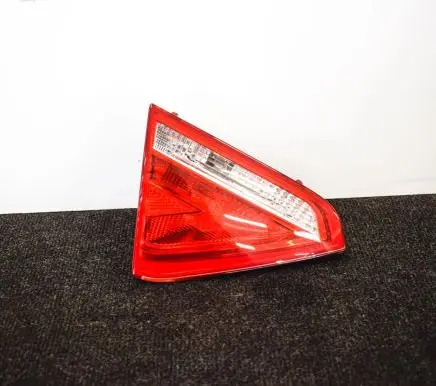 Audi A5 8T 8F Tailgate rear/tail lights 8T0945093